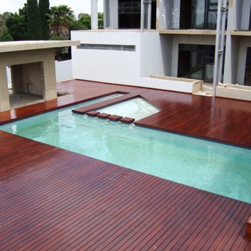 Rhodesian Teak deck installed with EasClips installed by Timbermann
